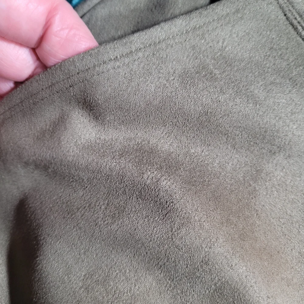 Women with Control Olive and Blue Pants - Picture 6 of 10